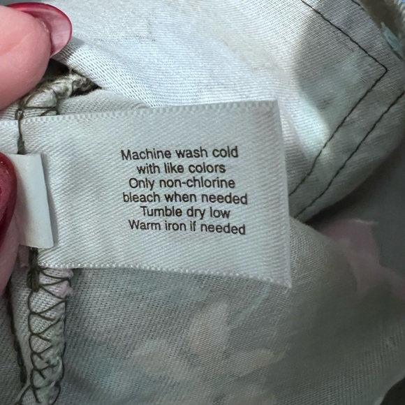 Lane Bryant Floral Jacket Size 18, Gently Worn, Smoke Free Home, Adjust. Waist - Picture 3 of 5